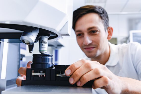 Universal hardness test in our accredited test laboratory