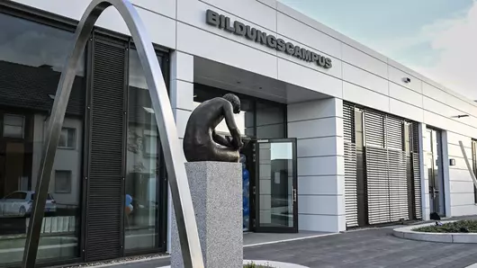 The entrance to the new Bildungscampus Böllhoff training and further education centre in Bielefeld
