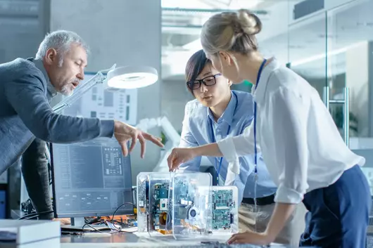 Chúng tôi giúp bạn tìm ra giải pháp phù hợp.