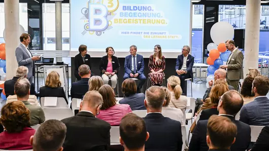 Panel discussion at the grand opening of the Bildungscampus Böllhoff at the end of September 2025