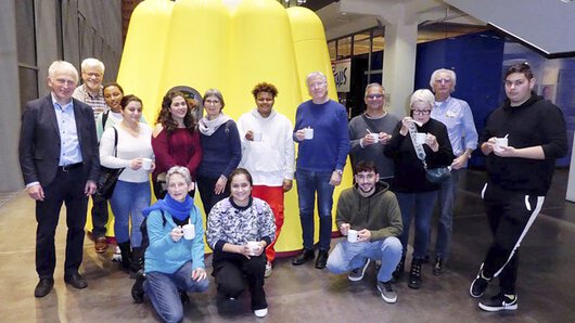 Besuch einer Fördergruppe der Wolfgang und Regina Böllhoff Stiftung in der Dr. Oetker Welt in Bielefeld