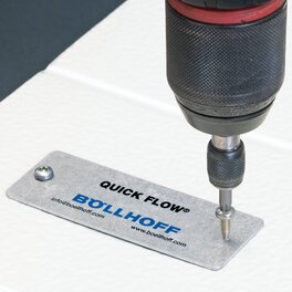 Picture of installation of QUICK FLOW® with no pre-punching