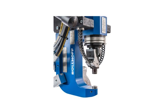 RIVSET® Classic – Self-piece riveting machine for tape-collated RIVSET® self-pierce rivets