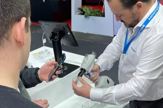 Demonstrações ao vivo do SPREDLOC®